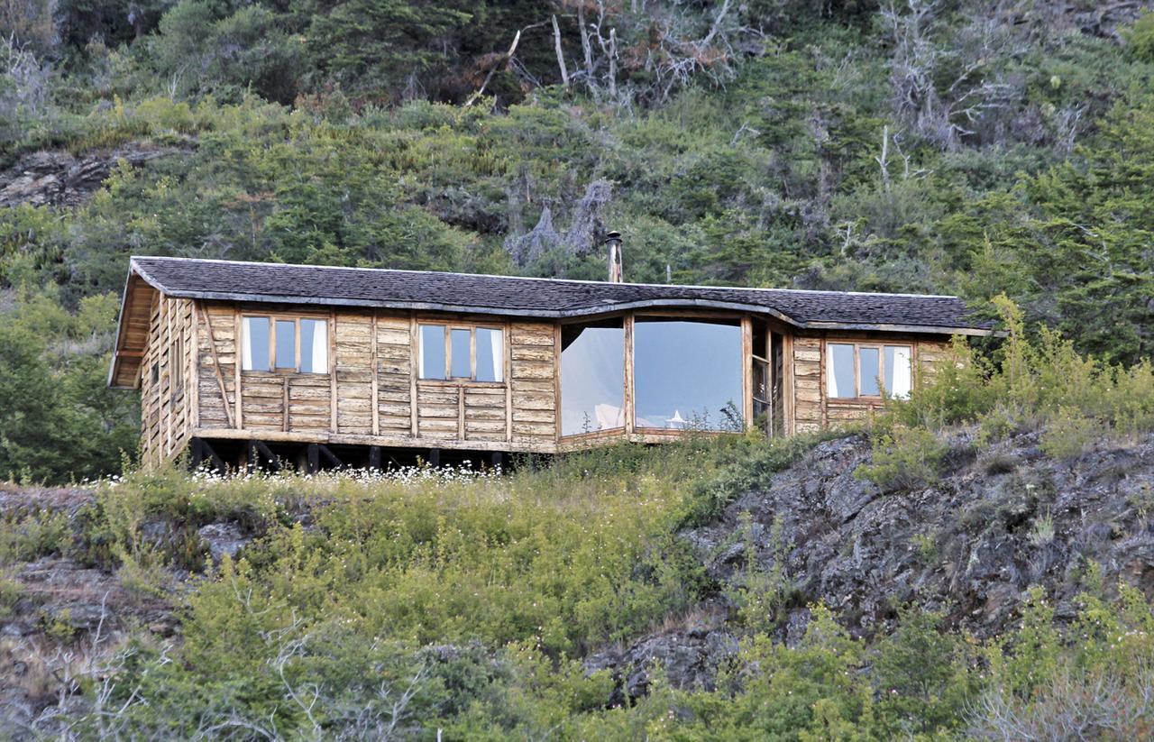 Mallin Colorado Ecolodge Aldana Luaran gambar